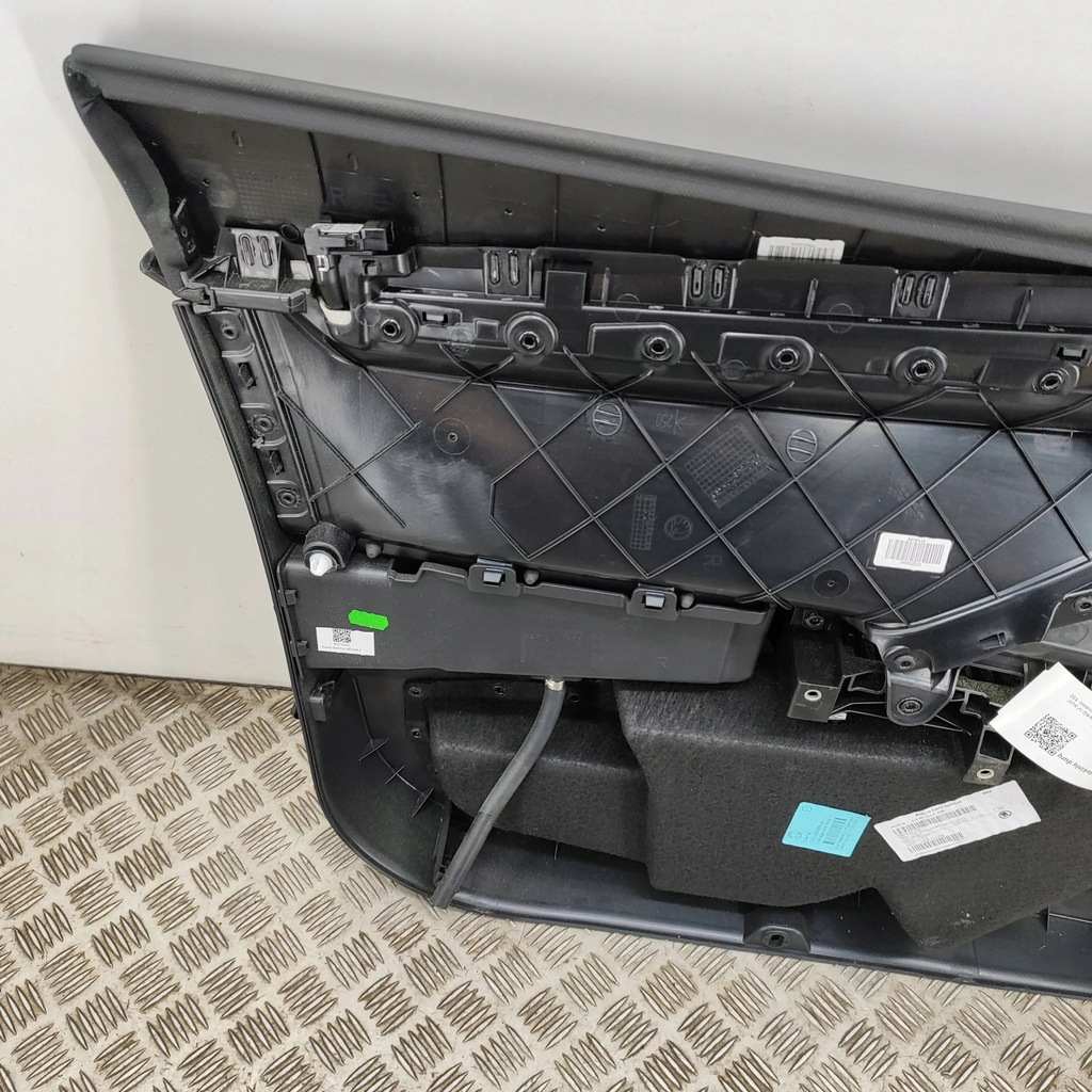 фото №5, Skoda enyaq iv 2021 правая сторона обшивки / обшивка дверь передних