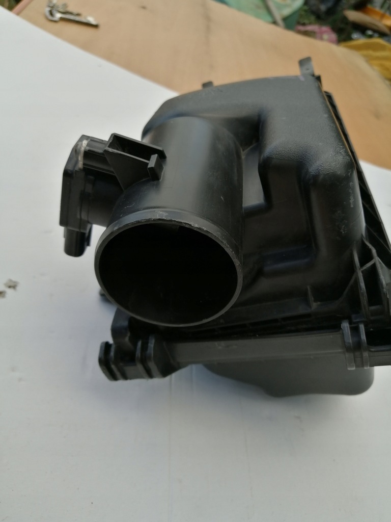 фото №11, Корпус фільтра повітря bs014140-318 toyota yaris iii 1.3 vvti