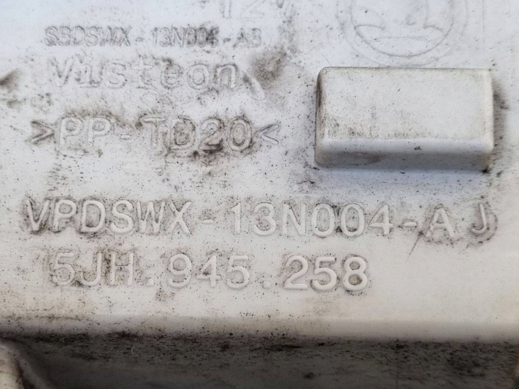 фото №8, Лампа задня права сторона skoda rapid 2014 5jh945112