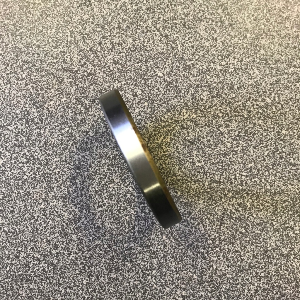 Сальник ступица колеса перед 51830 44000 hyundai h1 h100 в Украине