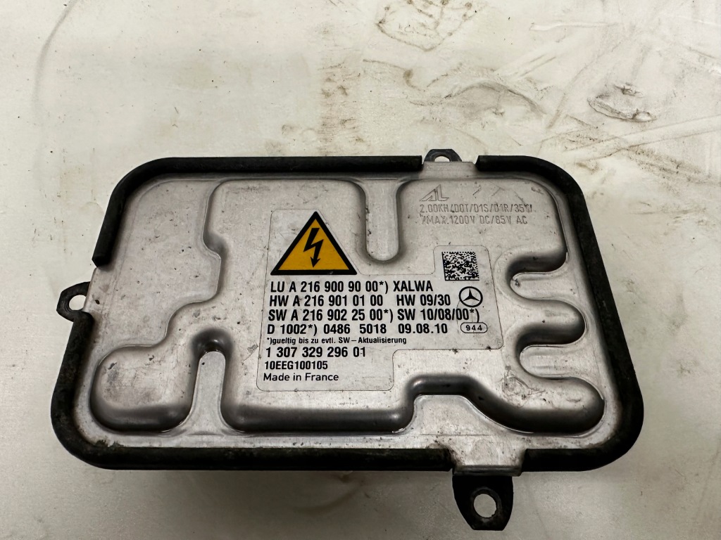 фото №1, Mercedes w221 перетворювач лампи 2169009000