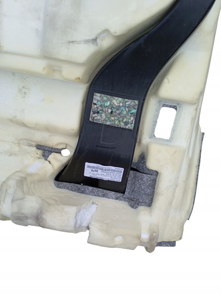 фото №7, Обшивка коврик левый правый перед peugeot 3008 5008 ii оригинальный номер