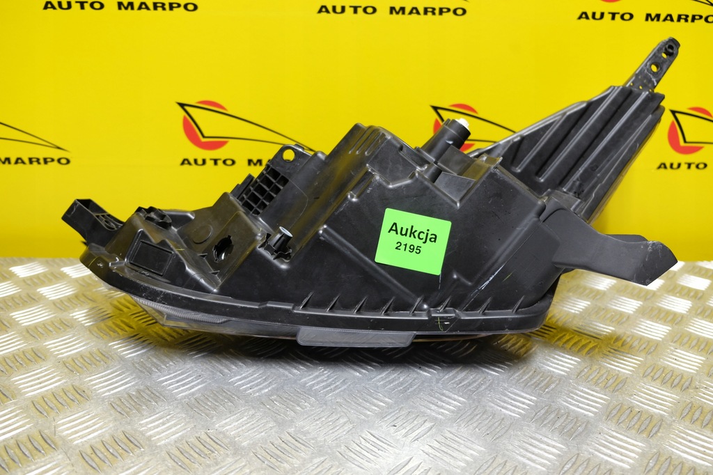 фото №11, Nissan versa 2019- фара лампа звичайна r usa