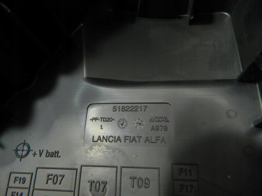 фото №8, Корпус корпус запобіжників lancia delta 3 iii