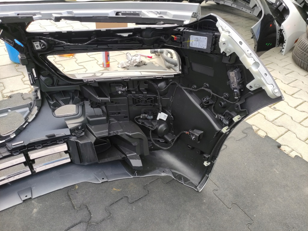 фото №8, Бампер передний bmw 7 g70 цвет c67 pdc радар