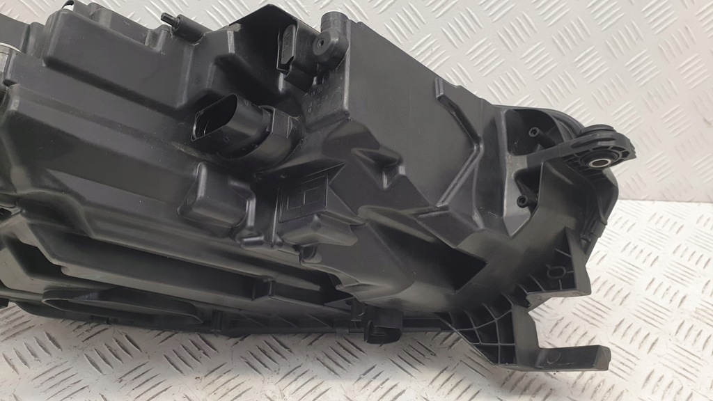 фото №8, Skoda octavia iv 4 лампа левая фара левый 5e4941015a