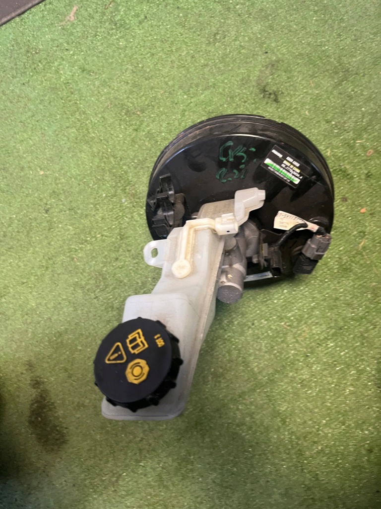 Купити Серво насос mazda cx5 2,5 1 kb8r-43950