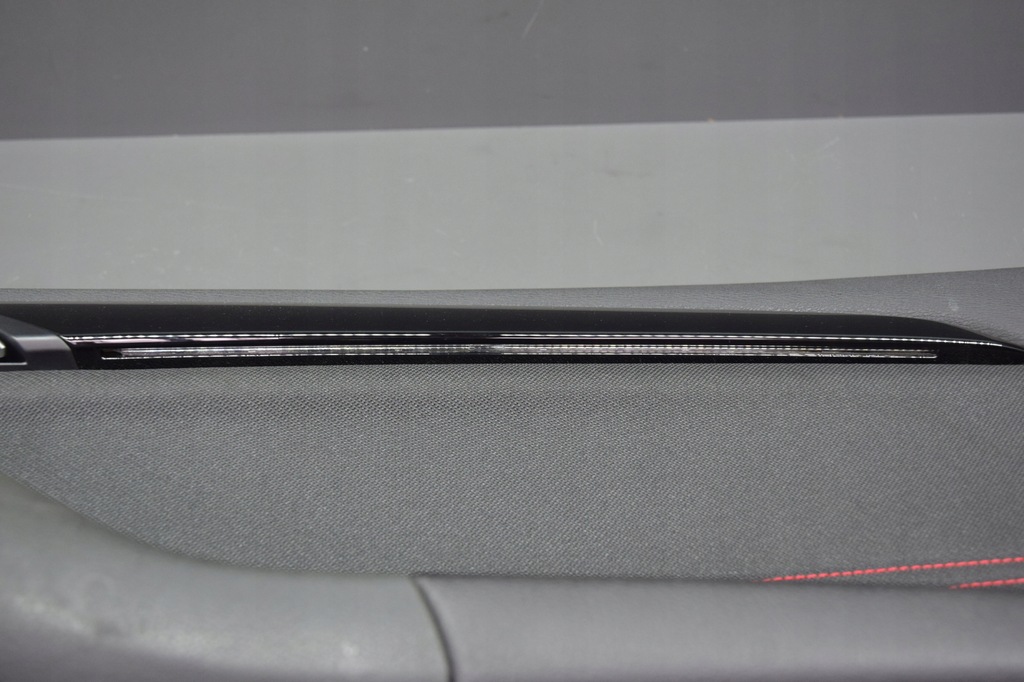 фото №5, Обивка дверь правая перед обшивка дверь bmw x1 f48