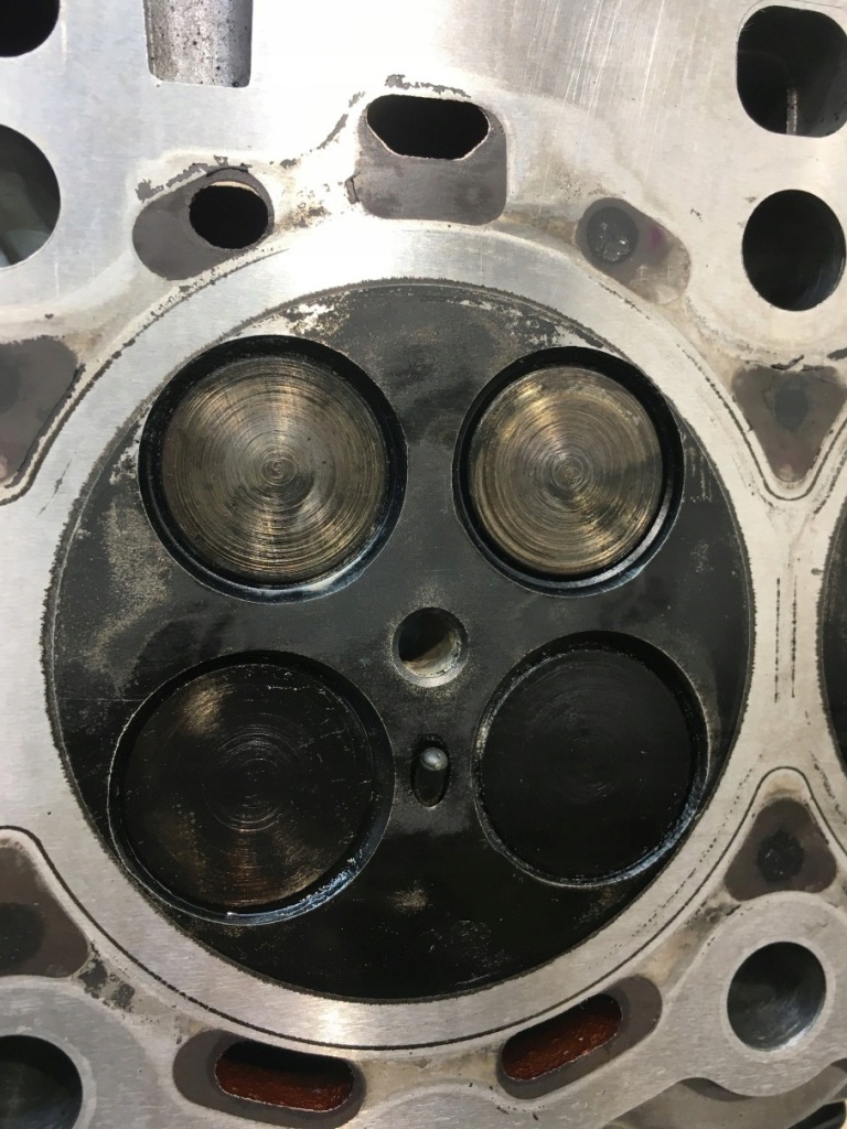 фото №14, Головка левая discovery iii 2.7 td v6 4r8q6c064ah