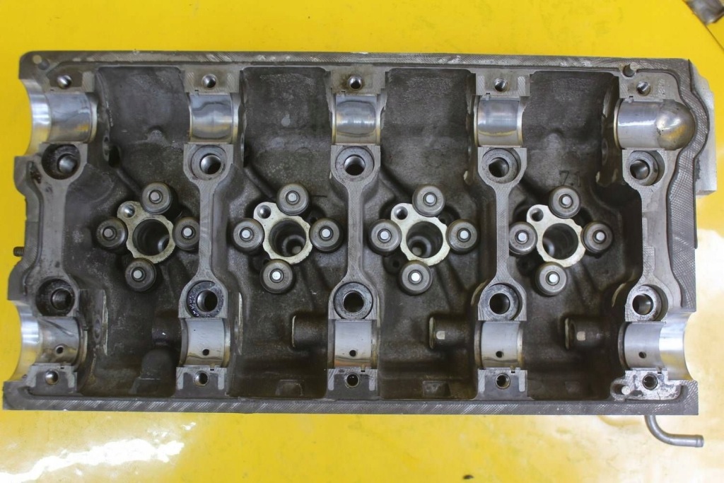 Головка vw passat b6 audi seat skoda 2.0 tdi 16v bkd 03g103373 03g103308a Доставка