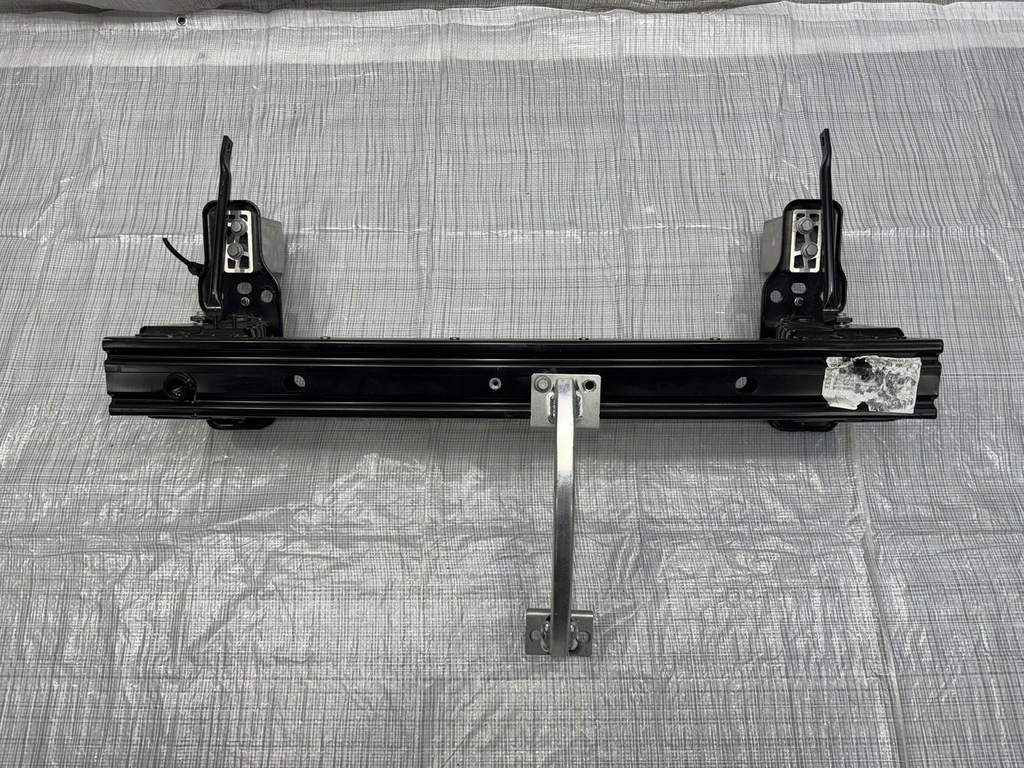 фото №1, Балка pod бампер maserati grecale балка