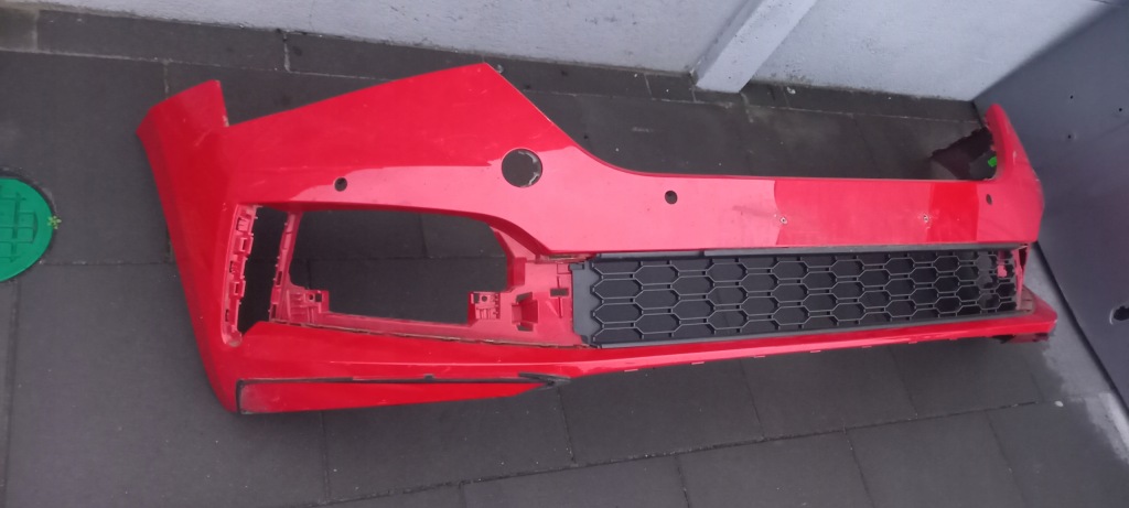 фото №1, Skoda scala 657807221 бампер передний 4xpdc