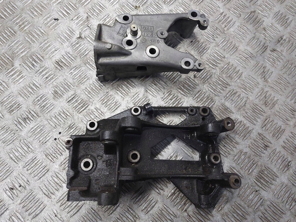 фото №1, Кронштейн кронштейн двигателя citroen c5 i 2.0 b 16v