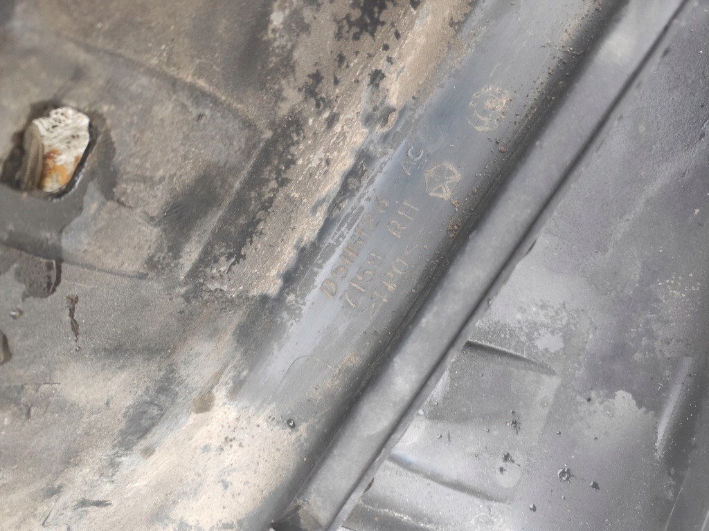 фото №4, Молдинг порог правый перед задняя jeep compass lift