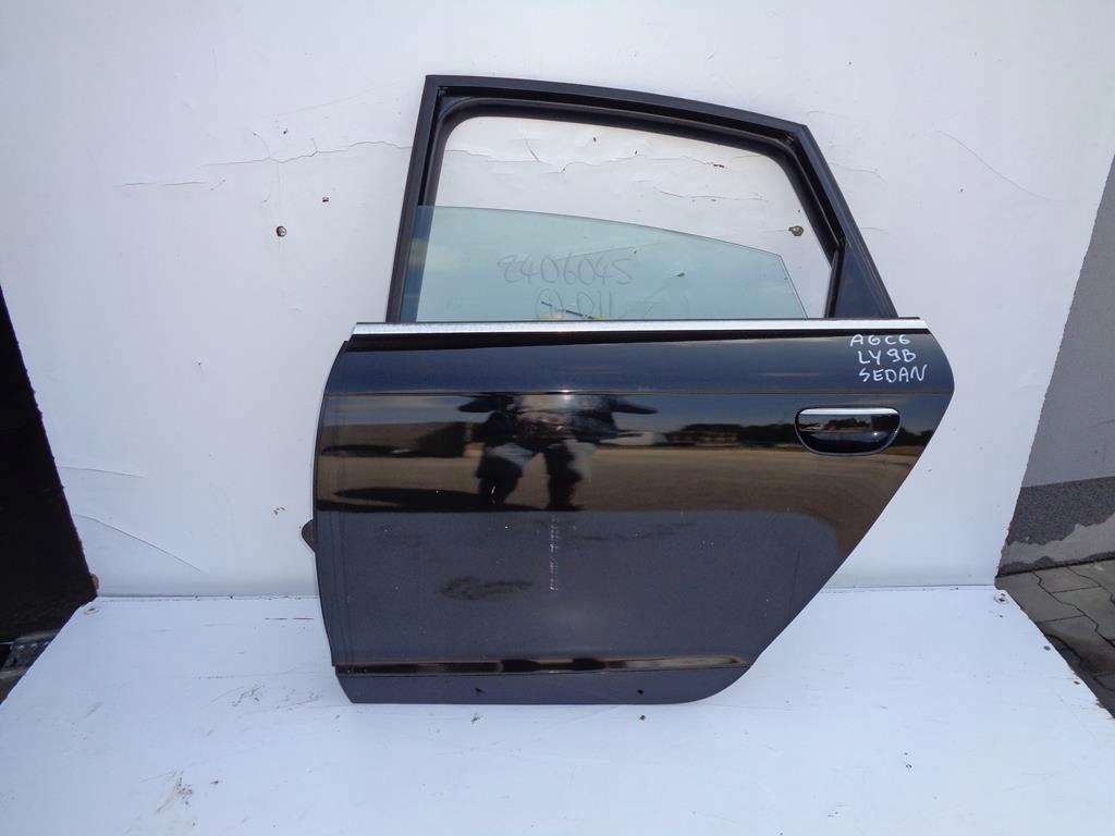 фото №1, Дверь левый задняя audi a6 c6 sedan ly9b
