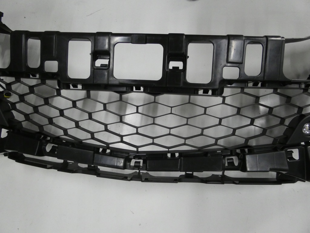 фото №4, Решітка радіатора, решітка радіатора mazda 3 mps sport