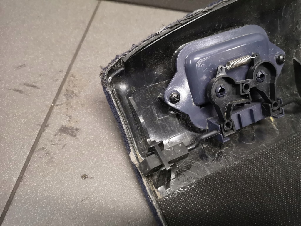 фото №12, Кришка заглушка обшивка багажника audi a6 c5 avant