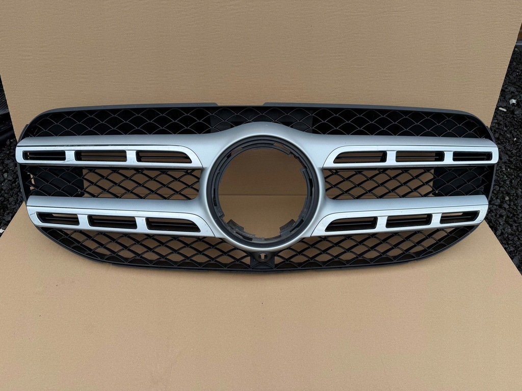 фото №1, Решётка радиатора решётка радиатора mercedes gls x167 amg оригинал idealna