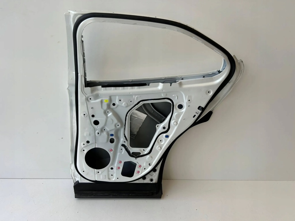 фото №5, Lexus ux дверь правое задняя оригинал