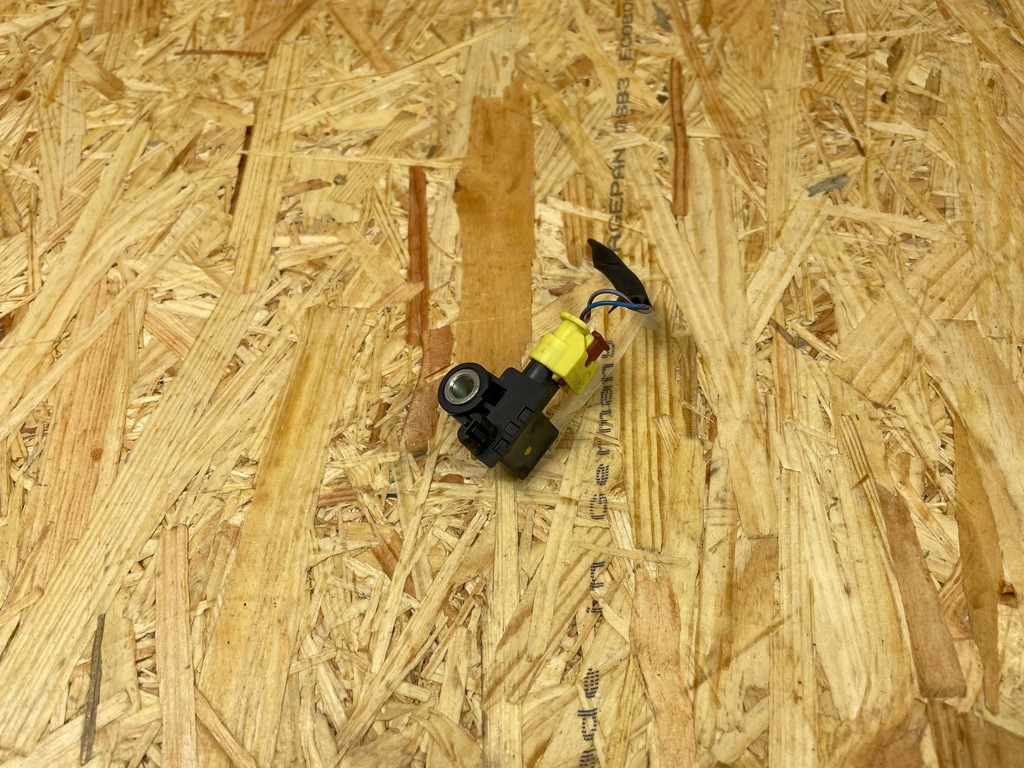 фото №6, Датчик удара ударный штекер vw id.3 id3 id.4 id4 1ea959345b