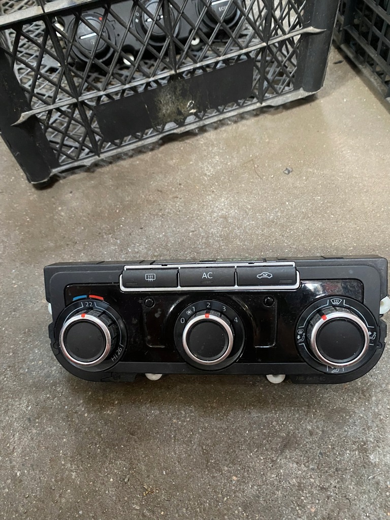 фото №1, Vw панель кондиционера 3c8907336ab