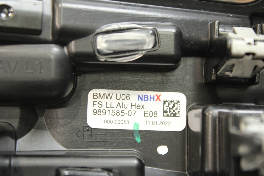 фото №7, Декори декоративні панелі alu hexagon bmw u06 u11 x1