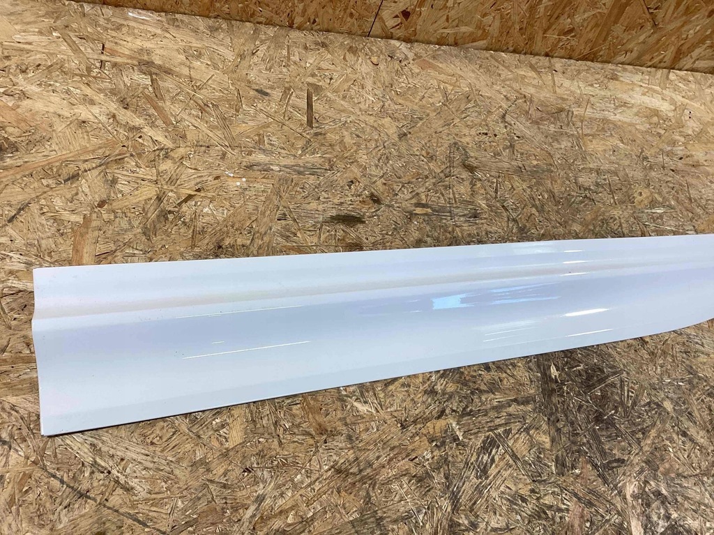 фото №14, Porsche macan молдинг двері 95b898561f 95b898562f 95b898566e 95b898565e