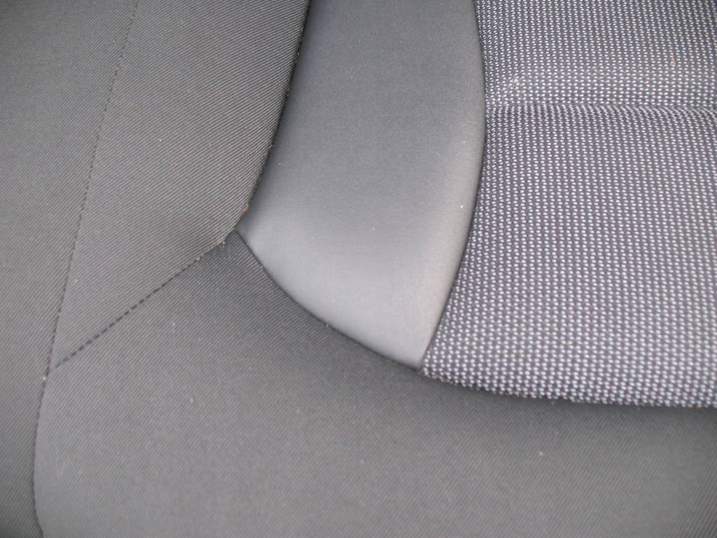 фото №4, Audi a1 8x 2011 заднє заднє сидіння