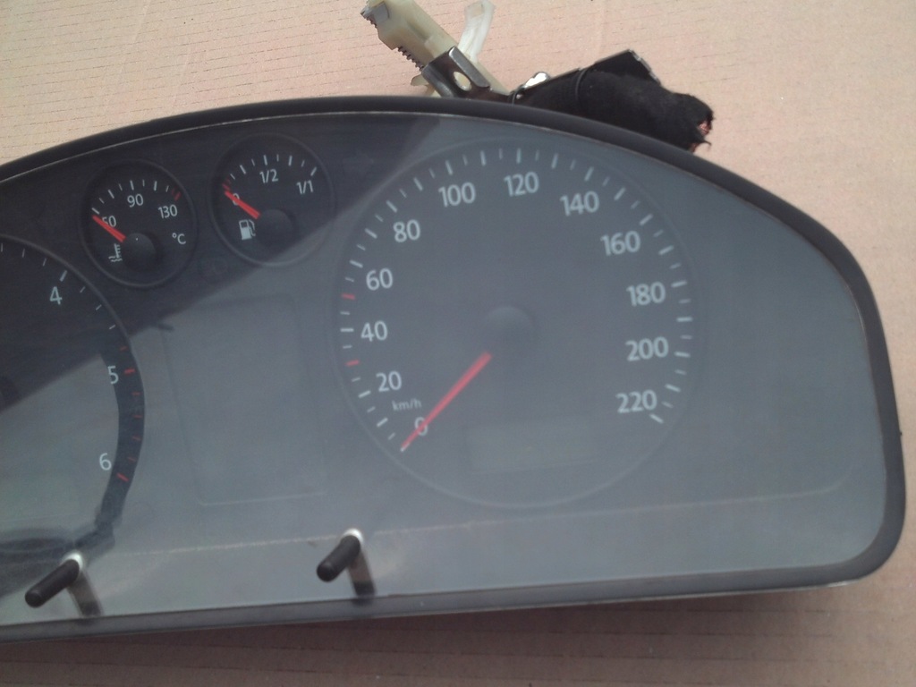 фото №10, Набор стартовый бортовой компьютер vw t5 transporter 2.5tdi