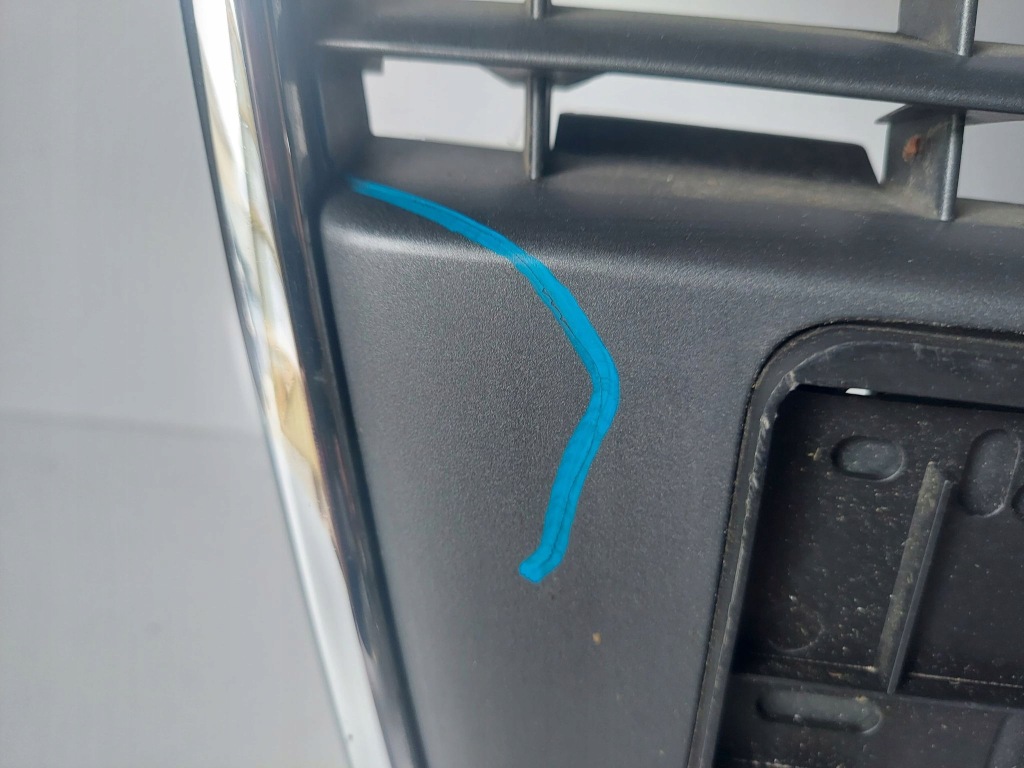 фото №8, Audi a4 b7 8e0 решётка радиатора решётка радиатора бампера хром