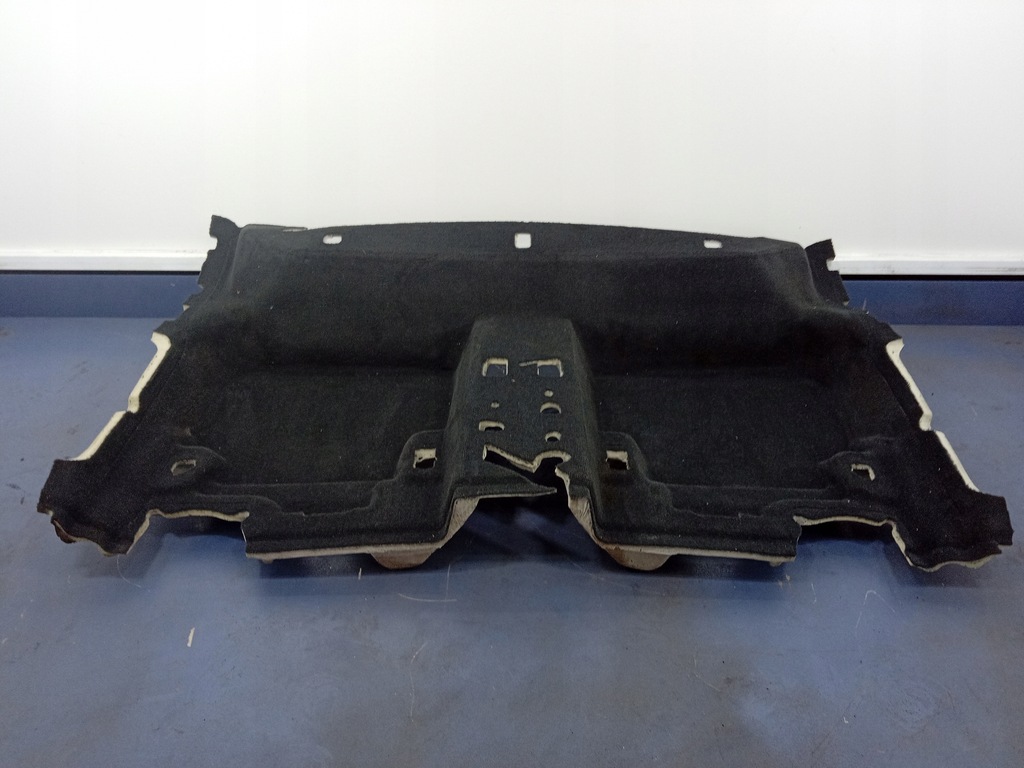 фото №1, Bmw 1 f40 f44 обшивка пол задняя 7462696