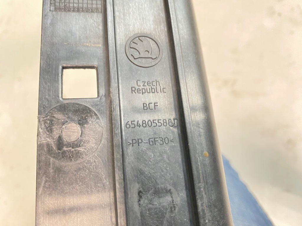 фото №10, Pas передній перед підсилювач skoda kamiq scala 657 654