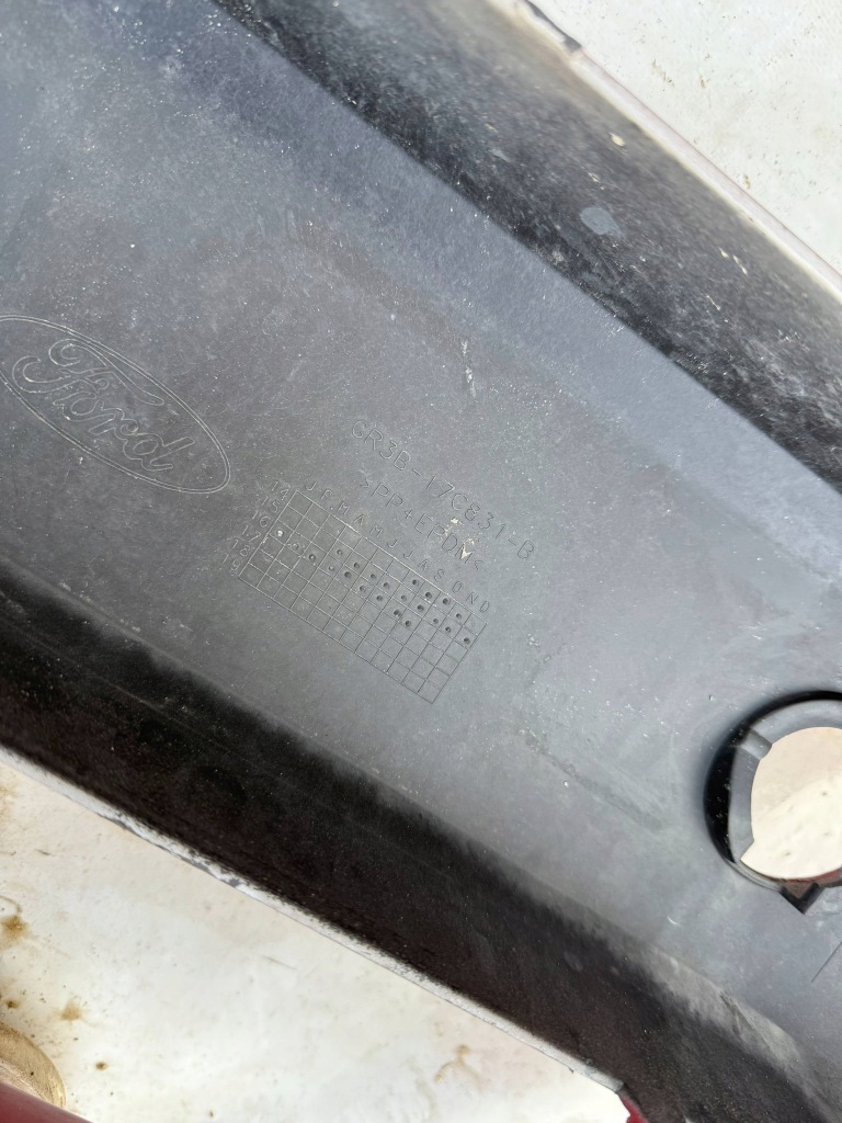 Ford mustang vi gt 14-17 бампер перед передний gr3b17c831b Недорого