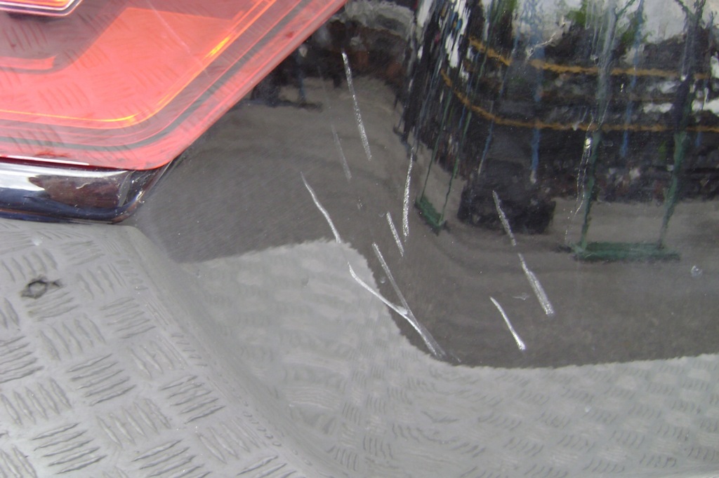 фото №4, Jaguar e-pace - кришка багажника задня комплектна