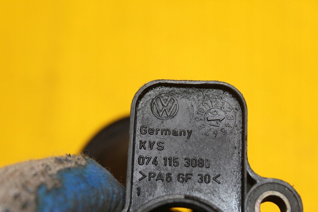 фото №6, Кришка заливної оливи vw lt 28 35 46 2.5sdi 074115308d