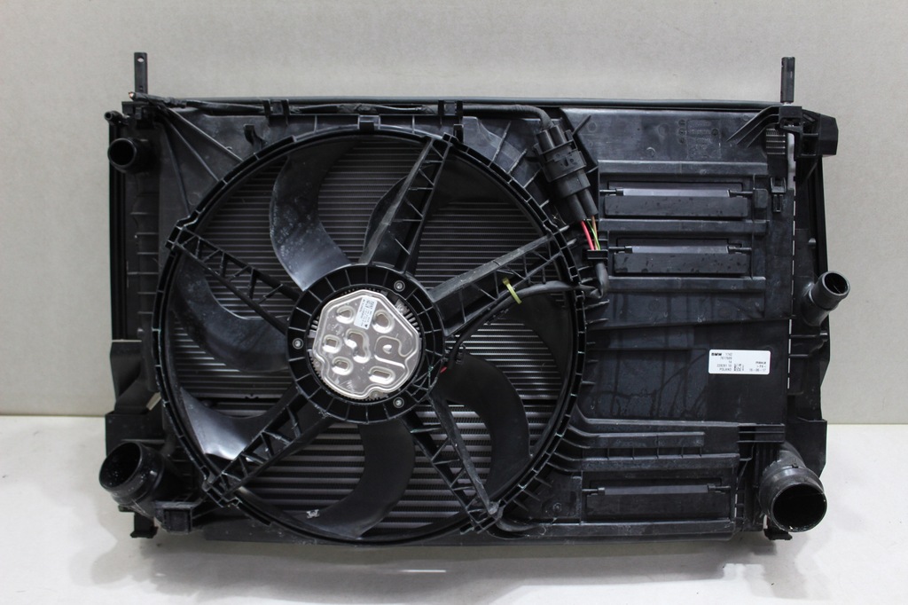 фото №8, Bmw x1 f48 радіатор вентилятор pas передній 1.8d автоматична коробка передач xdrive