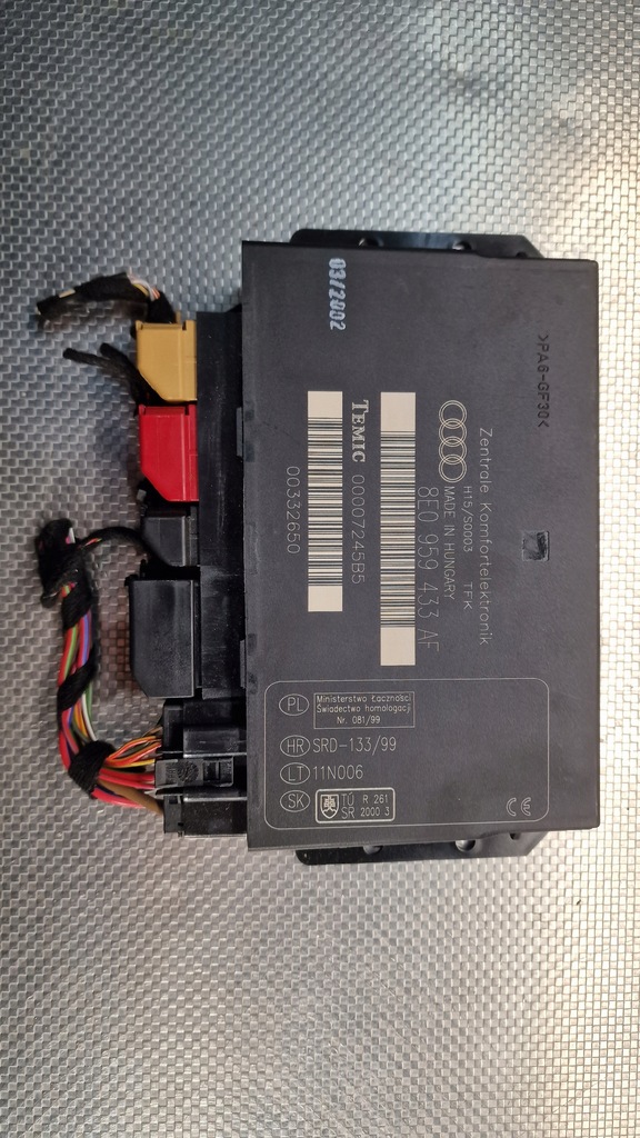 фото №1, Audi a4 b6 2.0 fsi модуль блок управления комфорта 8e0959433af