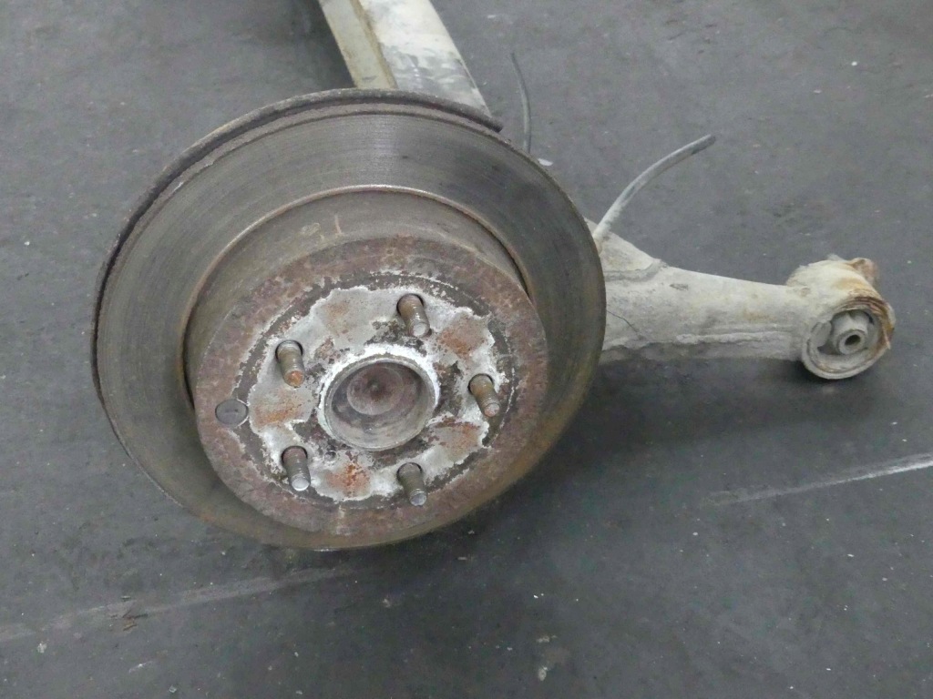 фото №3, Балка задняя задняя oś toyota corolla verso ii 2