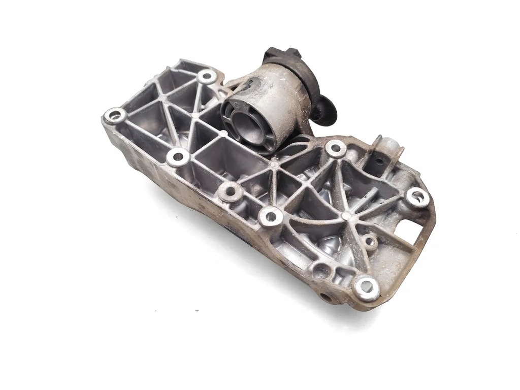 фото №13, Bmw x1 кронштейн генератора 20d xdrive дизель 135kw 184 hp 8506863 2013