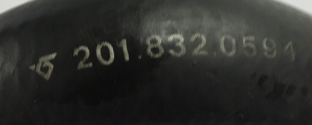 Шланг пабтрубок  жидкость охлаждающей mercedes w201 190 2018320594 с Разборки