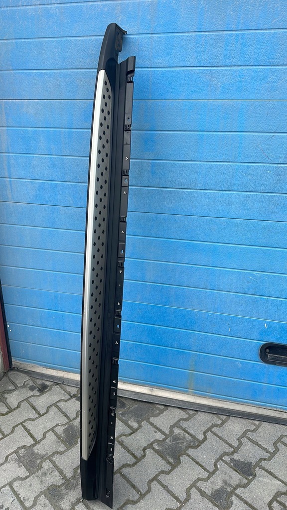 фото №1, Kia sorento 2016- накладка порог левая