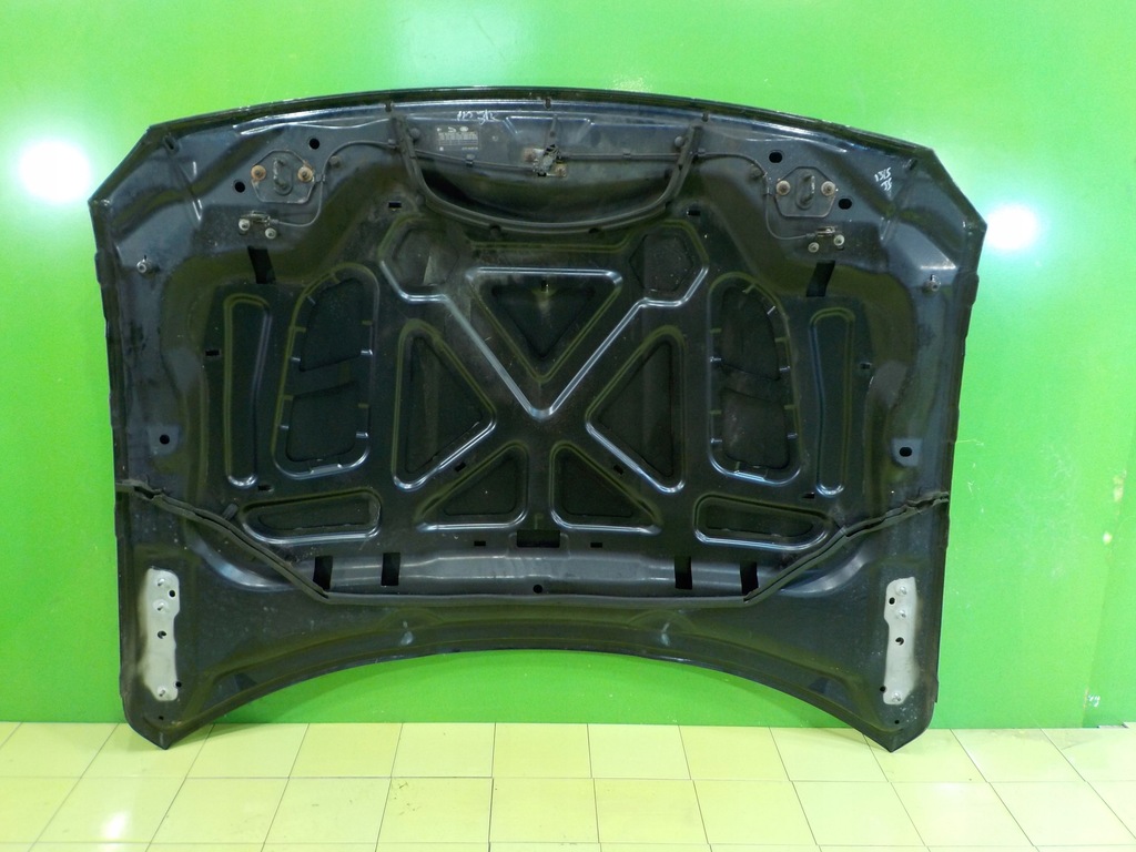 фото №5, Jaguar xe 2.0 d aut 15r sedan 4d капот