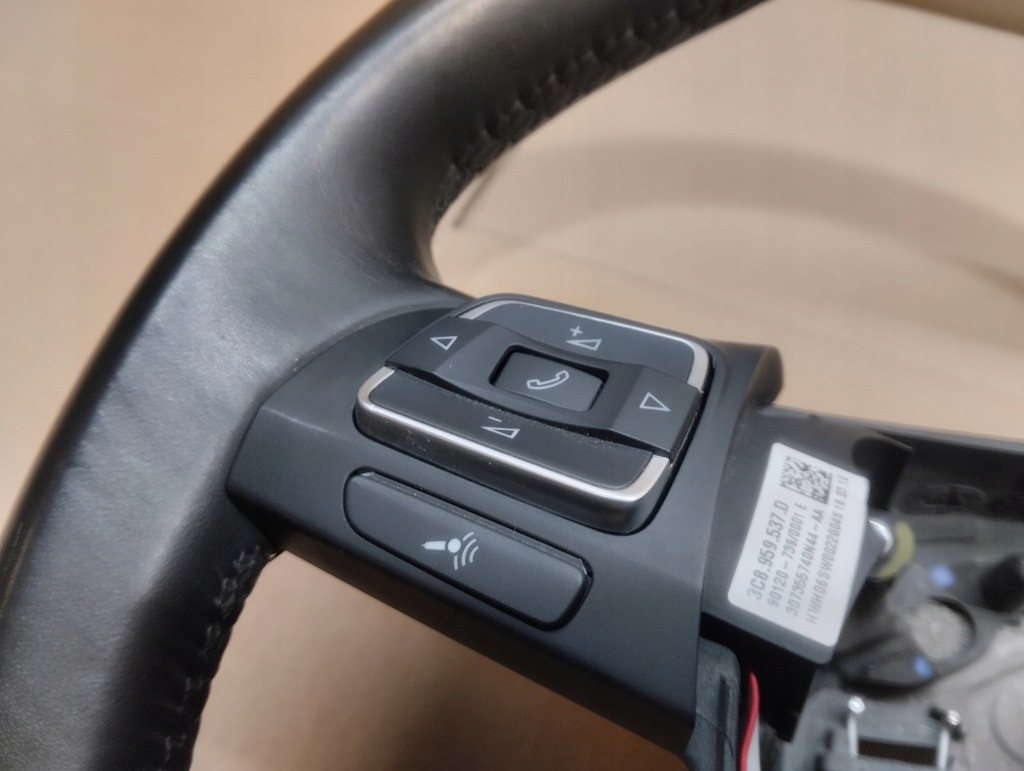 фото №11, Vw passat b7 воздуховод кожаный golf vi plus мультифункция 3cb419891bf