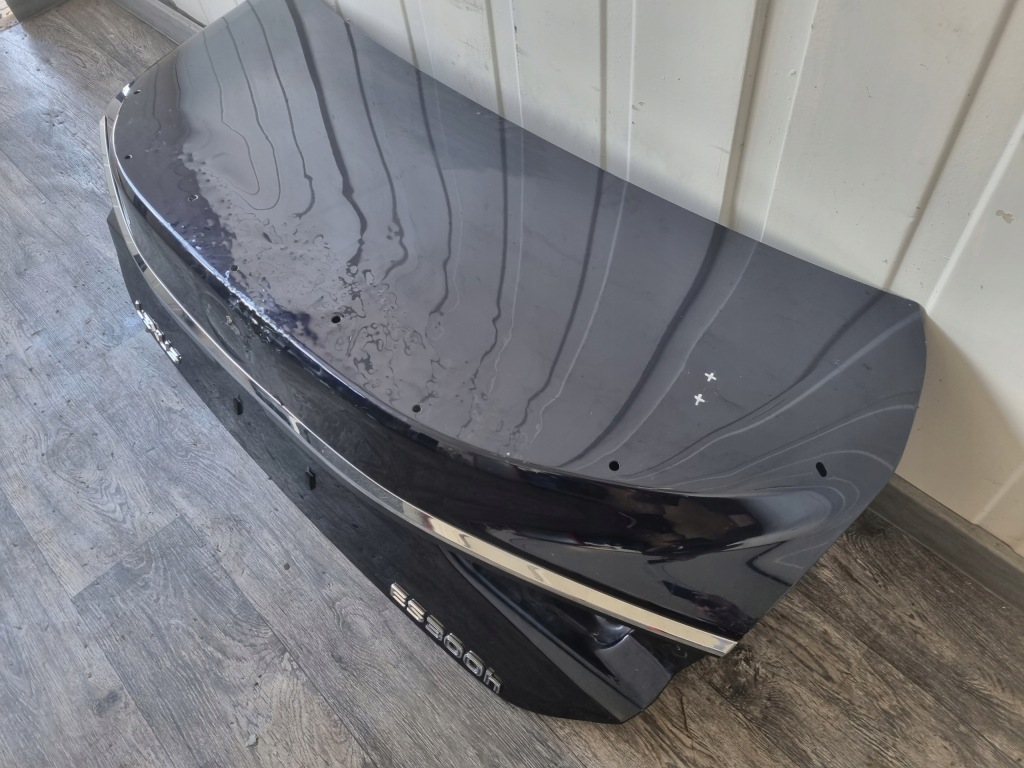 Крышка багажника задний  задняя lexus es vii 2018- с Разборки