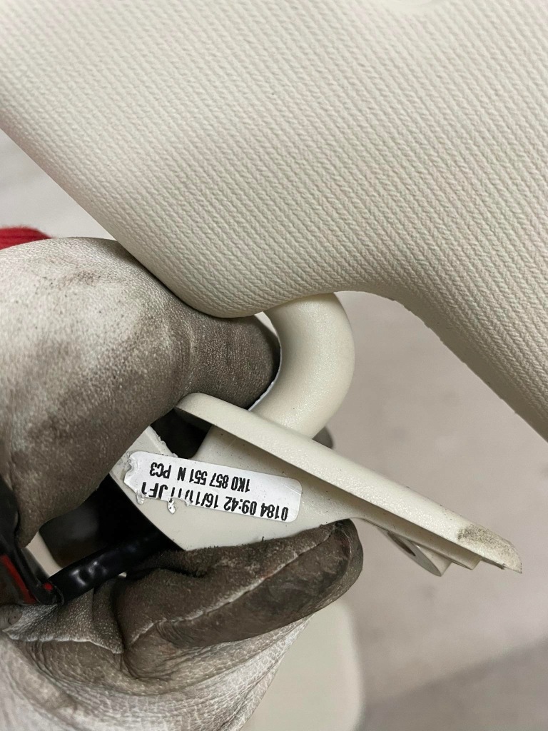 фото №8, Vw passat b7 сонцезахисний козирок 3c0857552l 1k0857551n st tropez