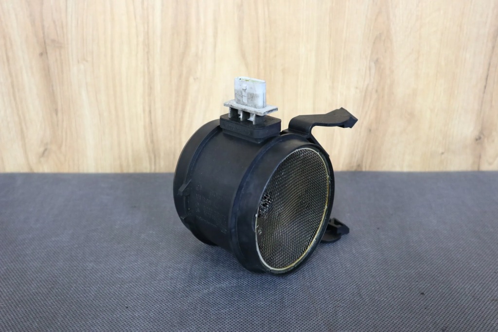 фото №1, Mercedes slk r171 w204 w219 расходомер воздуха 2730940648 0280218173