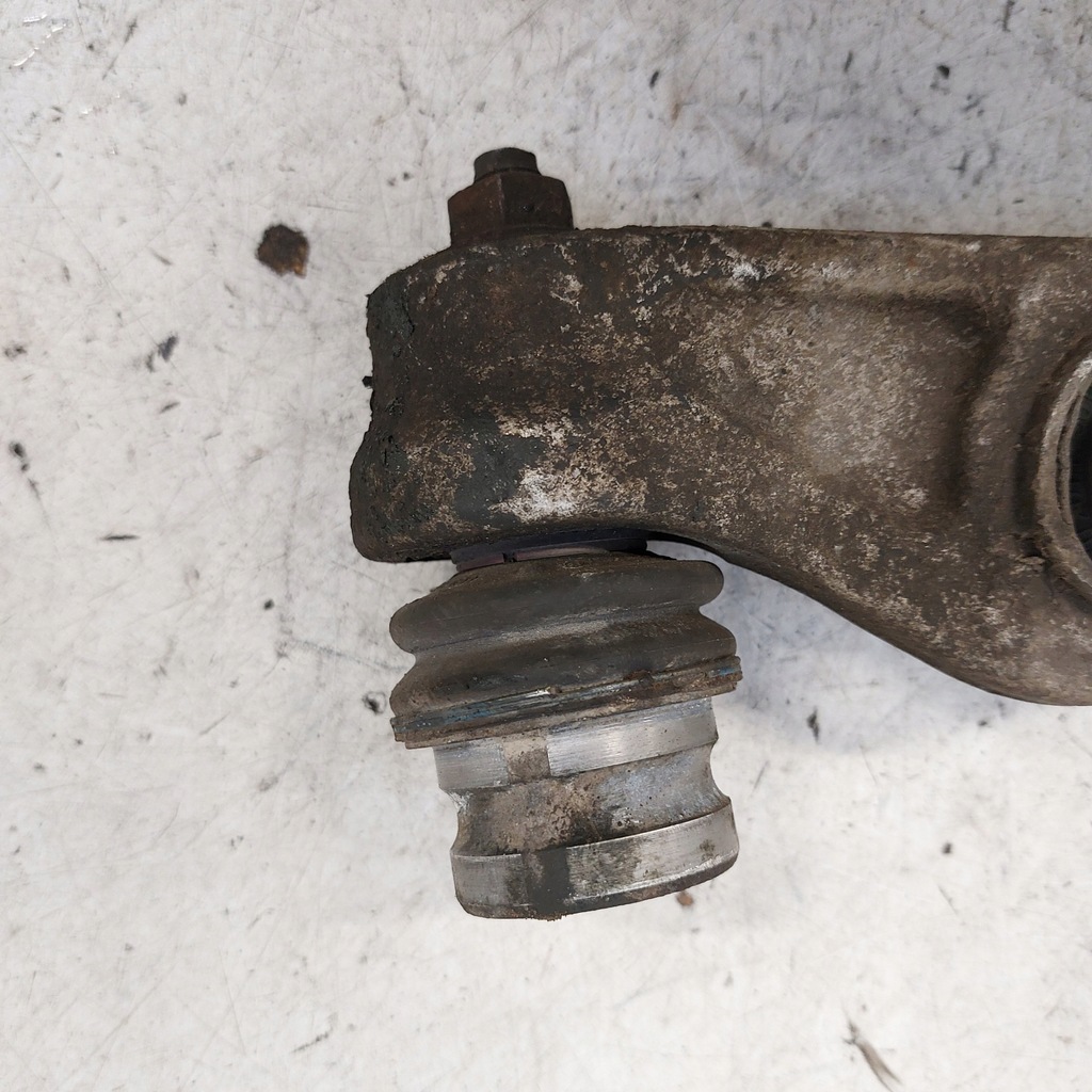 фото №11, Audi a5 8t 3,0d важіль лівий передній + шарова опора 8k0407155b