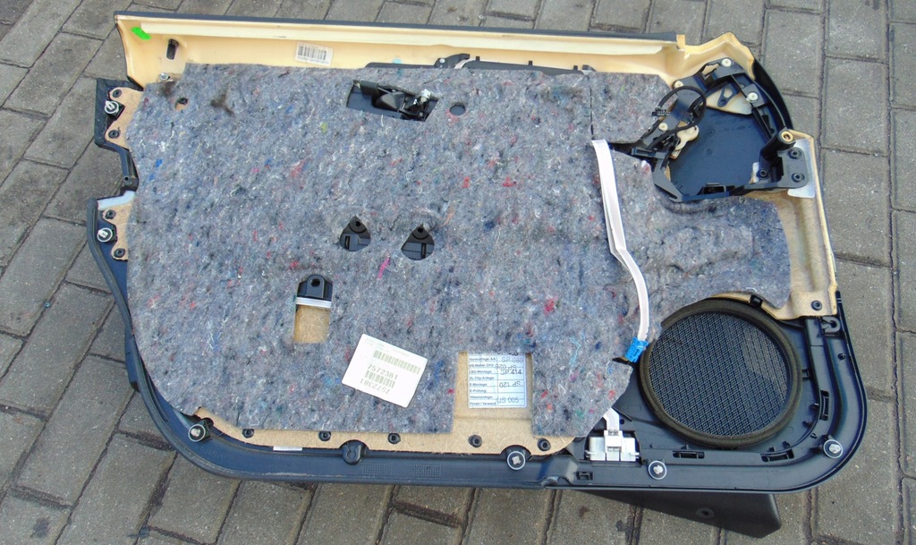 фото №12, Обшивка левый правый перед kpl mercedes w211 europa