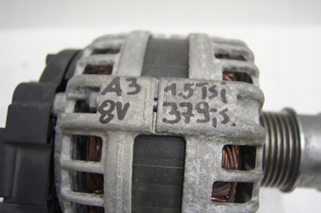 A3 8v рестайлинг  1.5 tsi генератор 140a в Украине