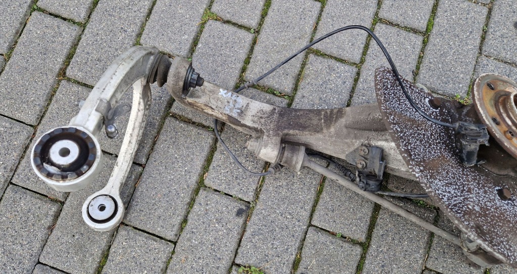 фото №7, Mercedes gls x166 63 amg 15-19 5.5 v8 ліва передня поворотний кулак ступиця